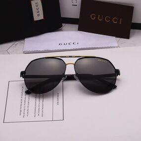 GUCCI(グッチ) アビエーター  サングラス